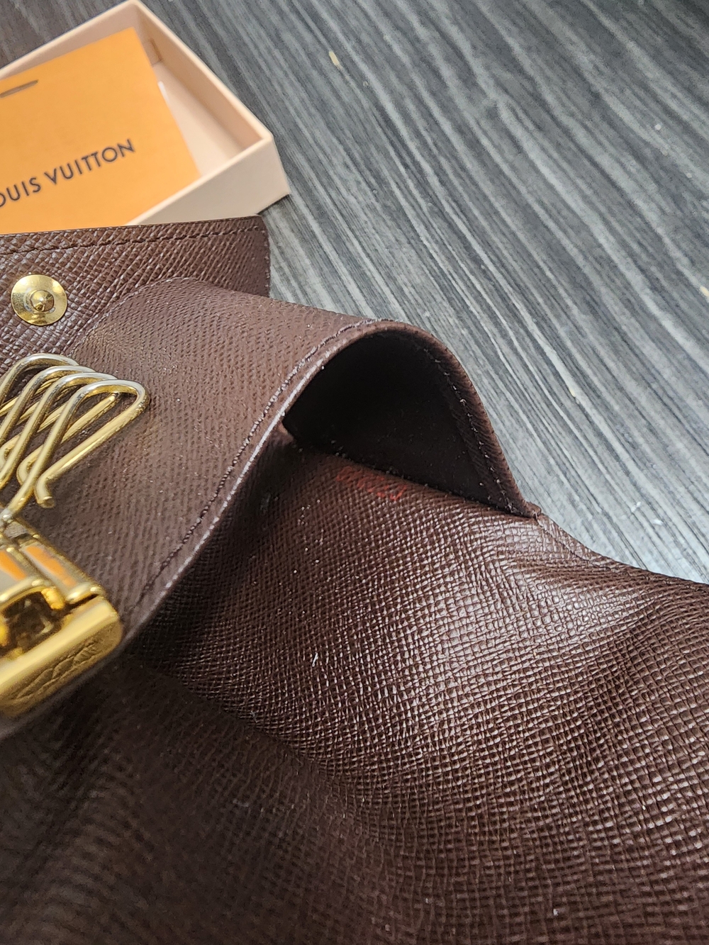 Louis Vuitton Damier Ebene Key Pouch - Brown - Picture 9 of 10